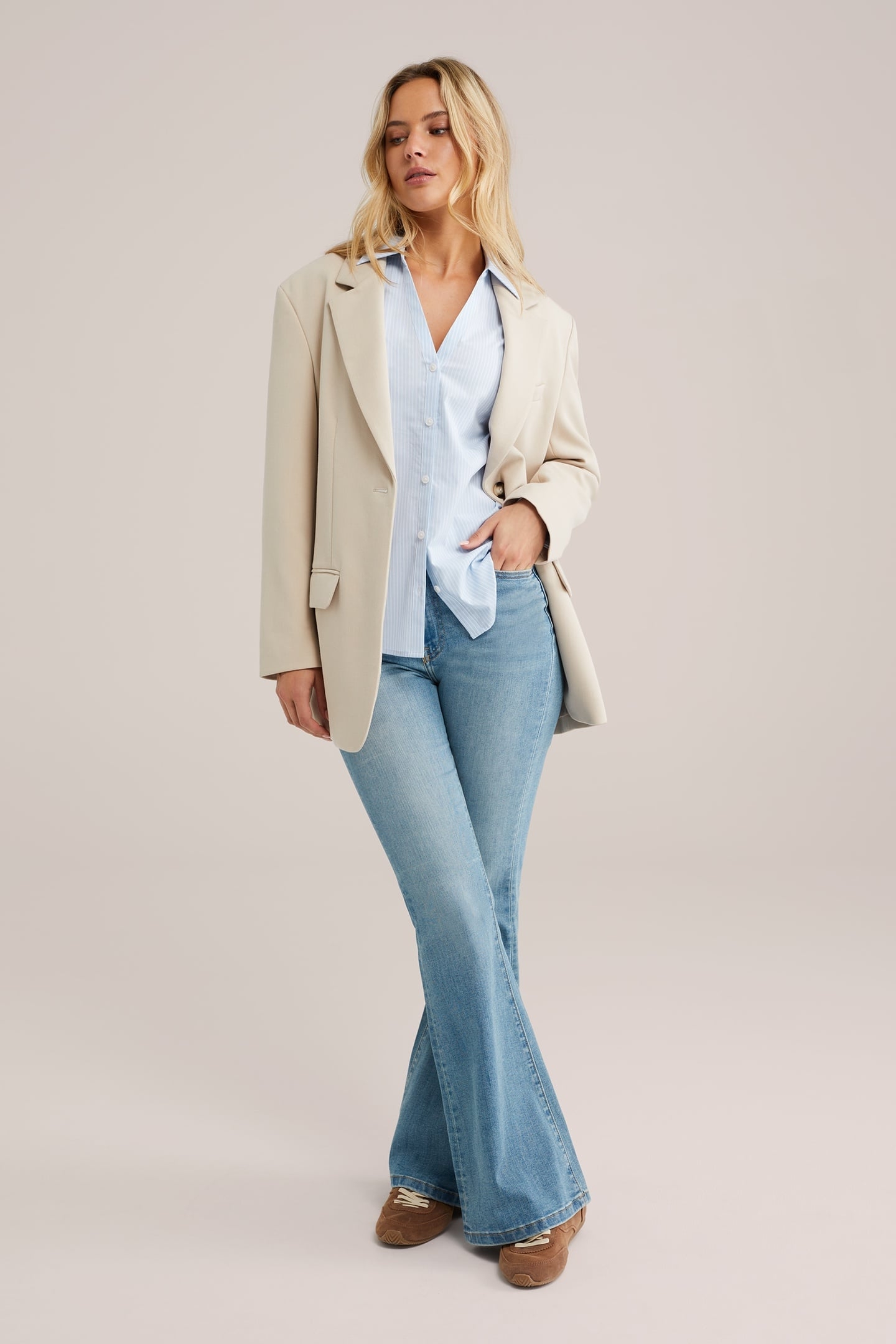 BLOUSE LIGHT BLUE 3