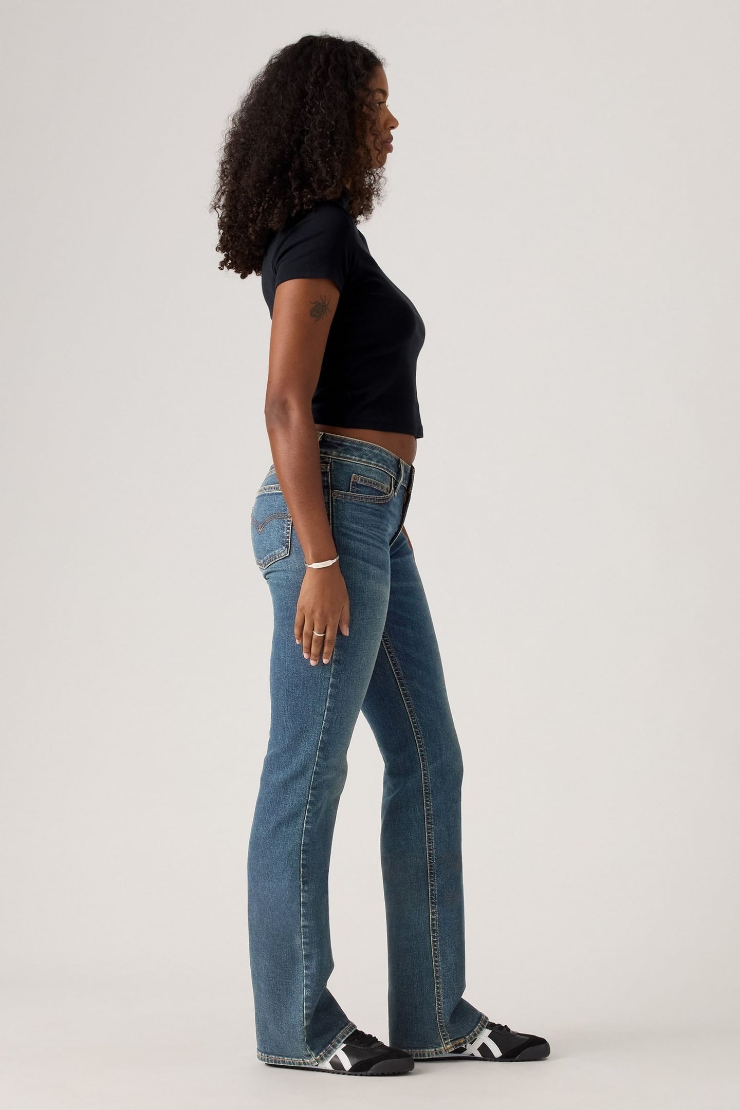 SUPERLOW BOOT SHOW ON THE ROAD 5