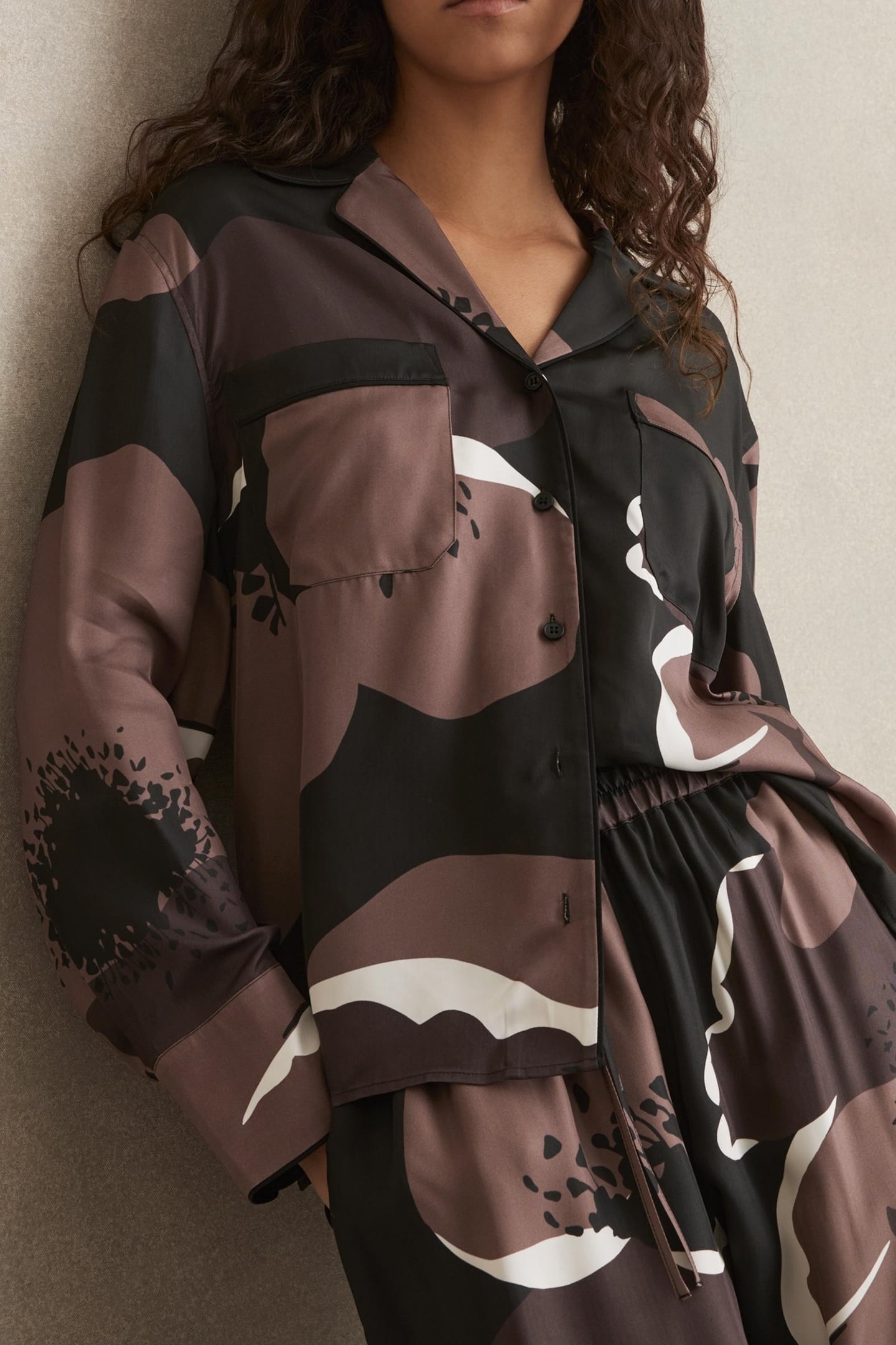 FLORAL PRINT TOP BLACK/BROWN 1