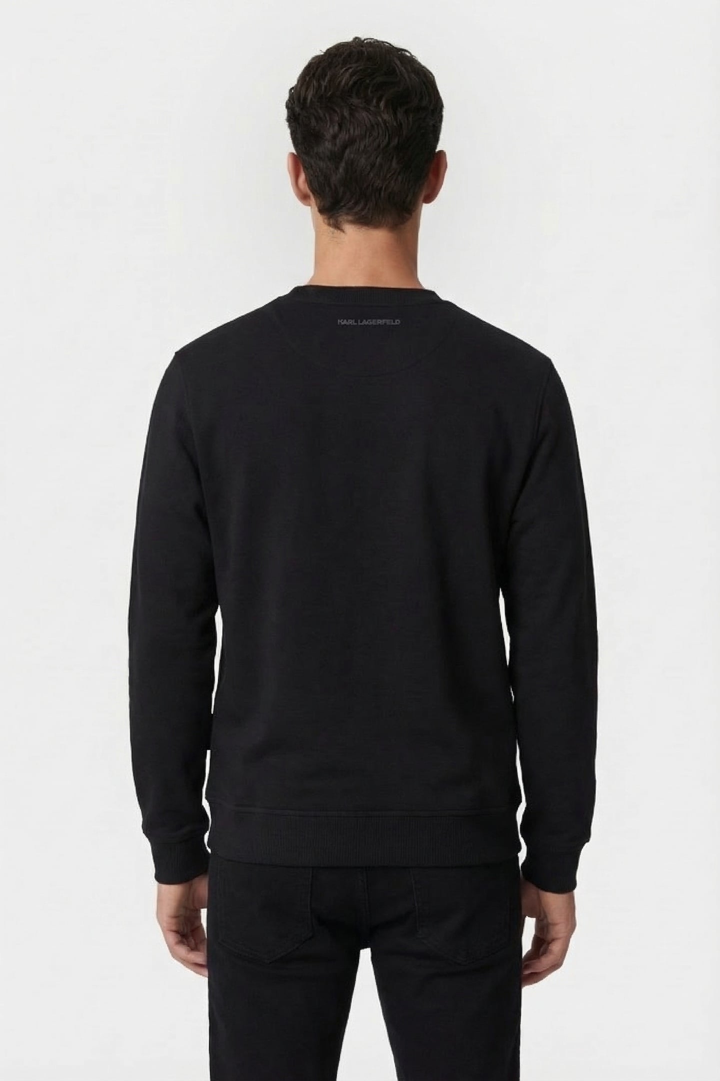 BLACK SWEAT CREWNECK 2