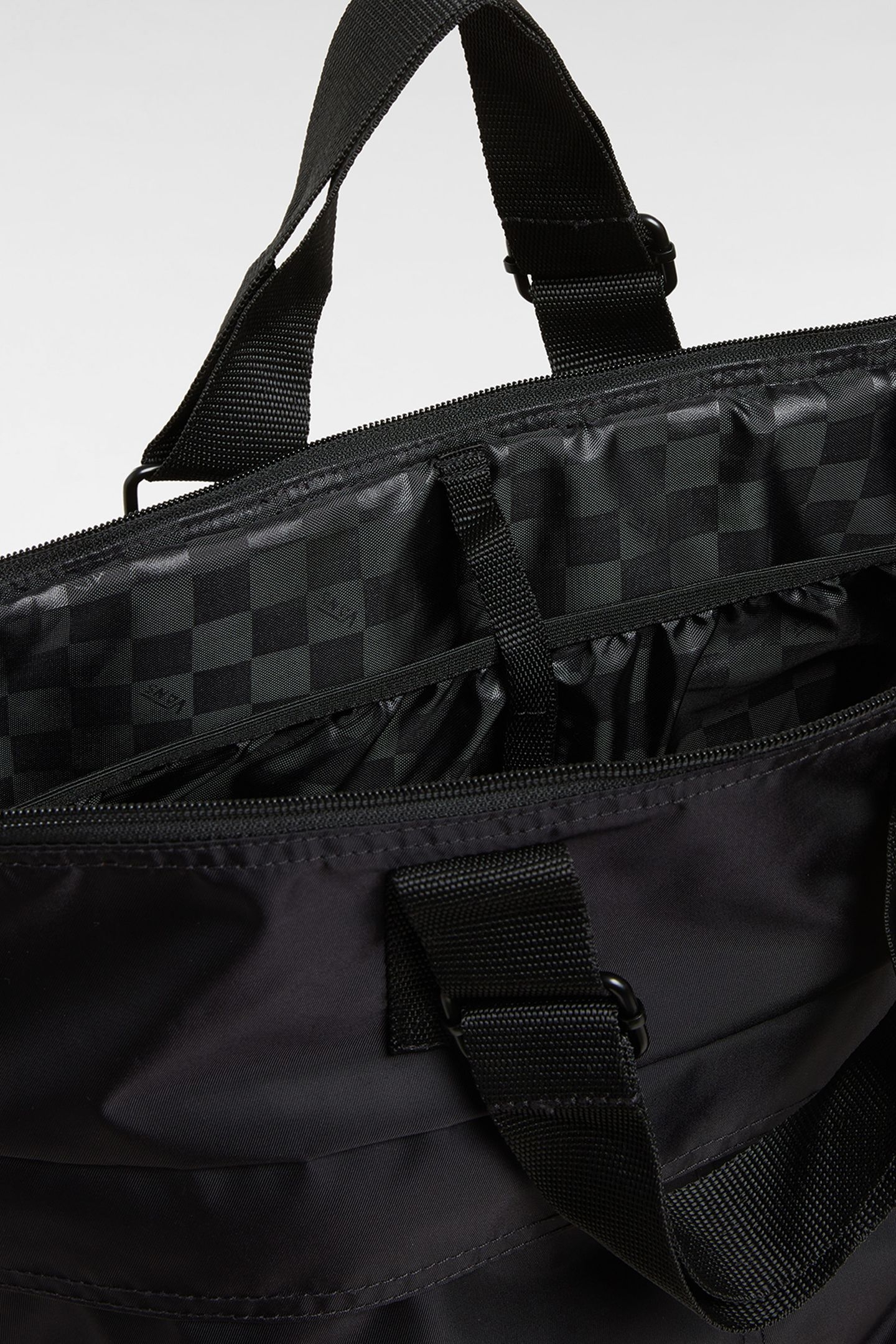 UNISEX DAILY BACKPACK BLACK 3