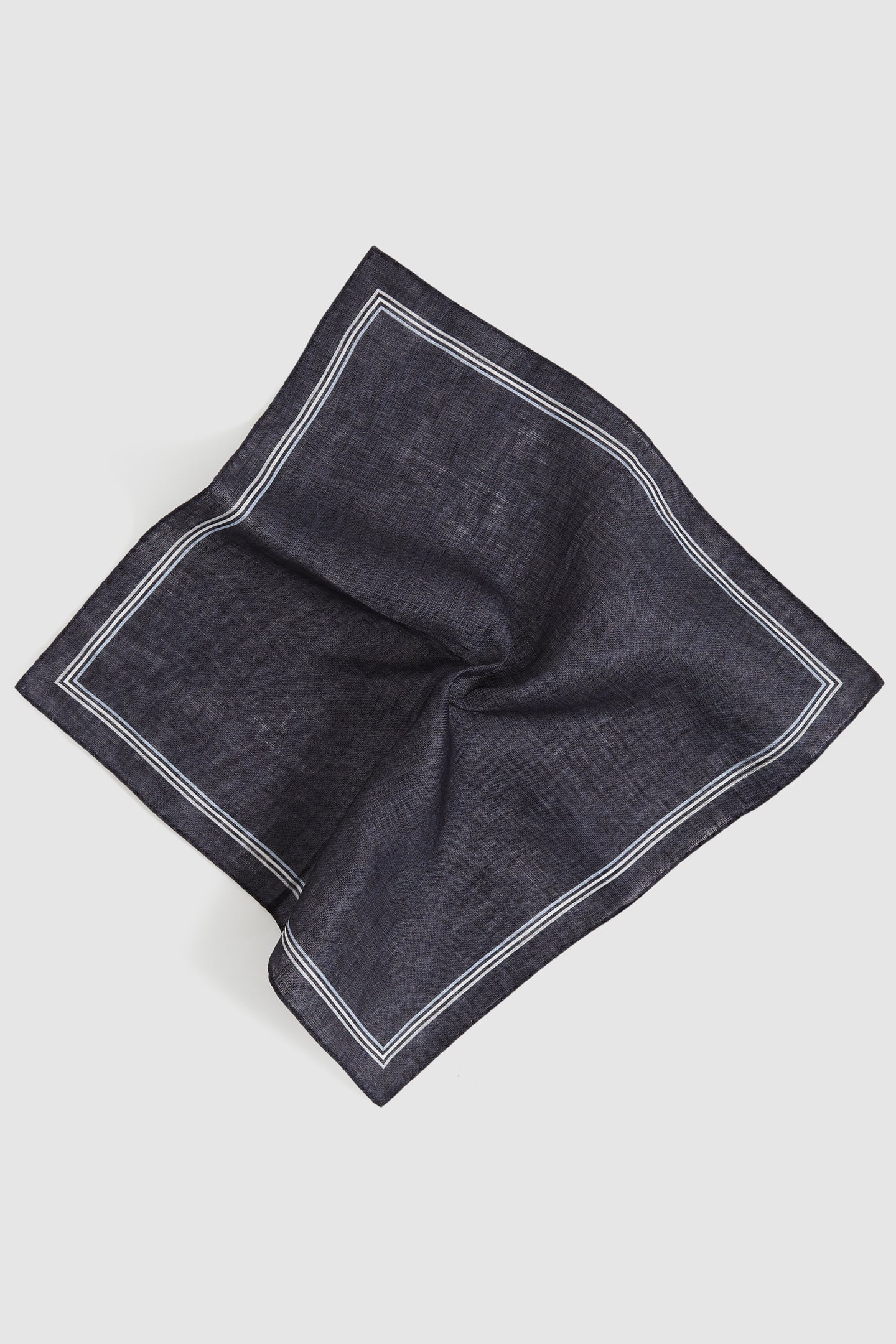 PLAIN LINEN POCKET SQUARE NAVY 1