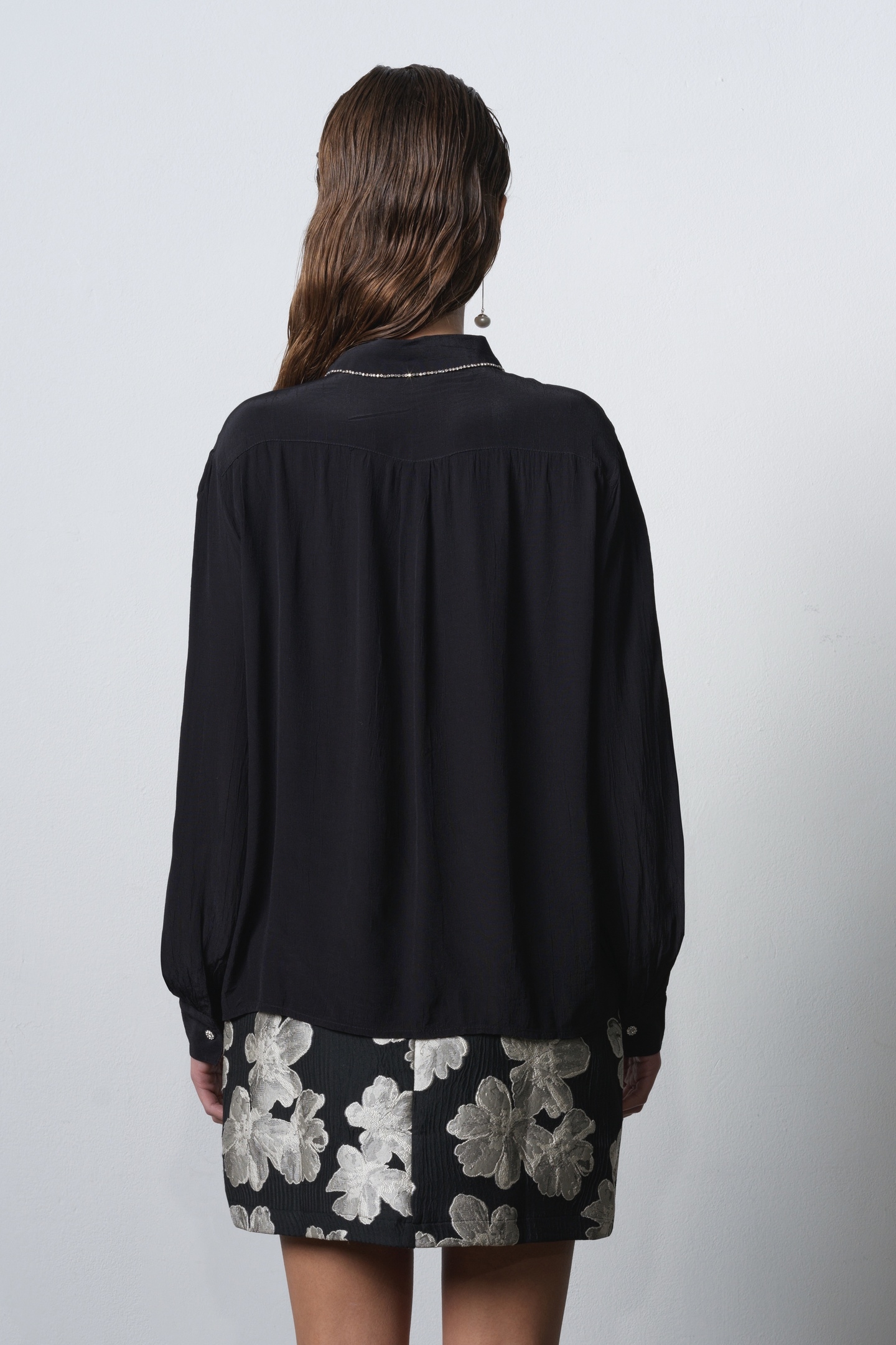 LIZZY CREPE LS SHIRT BLACK 3