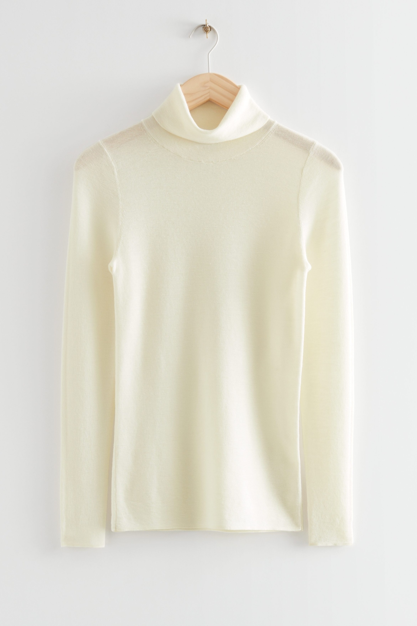 LAMIA TURTLE NECK WHITE 3