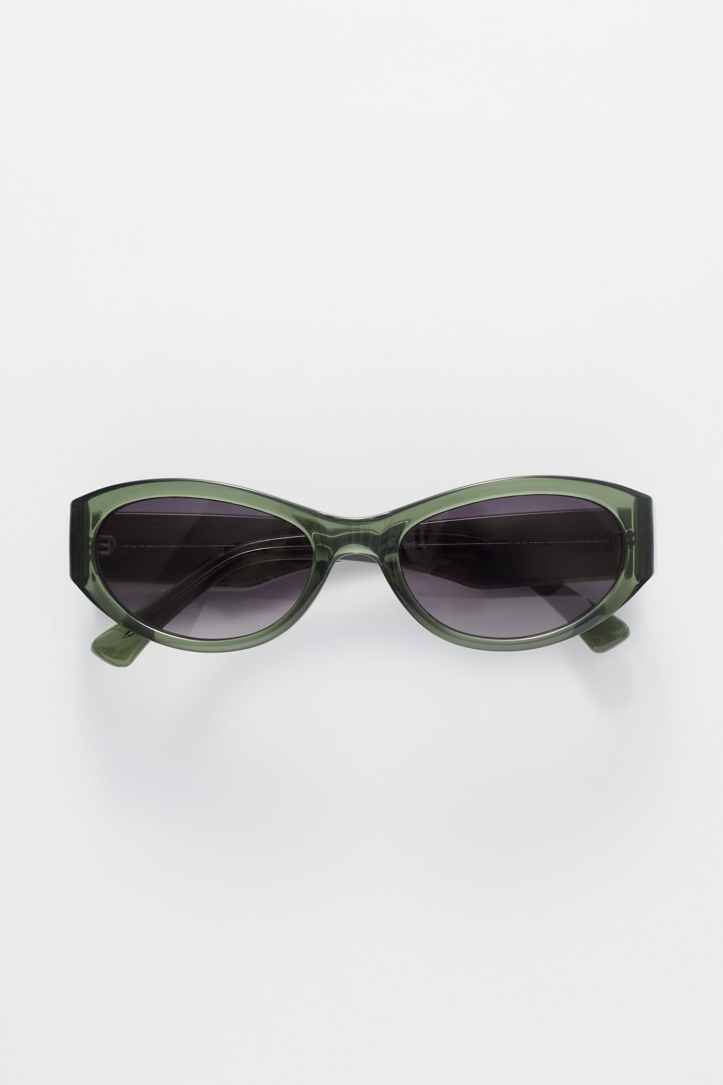 YARA SUNGLASSES GREEN 1