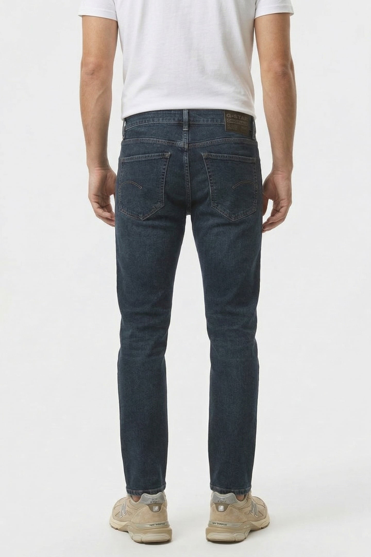 MOSA STRAIGHT JEANS WORN IN FUNNEL CLOUD 2