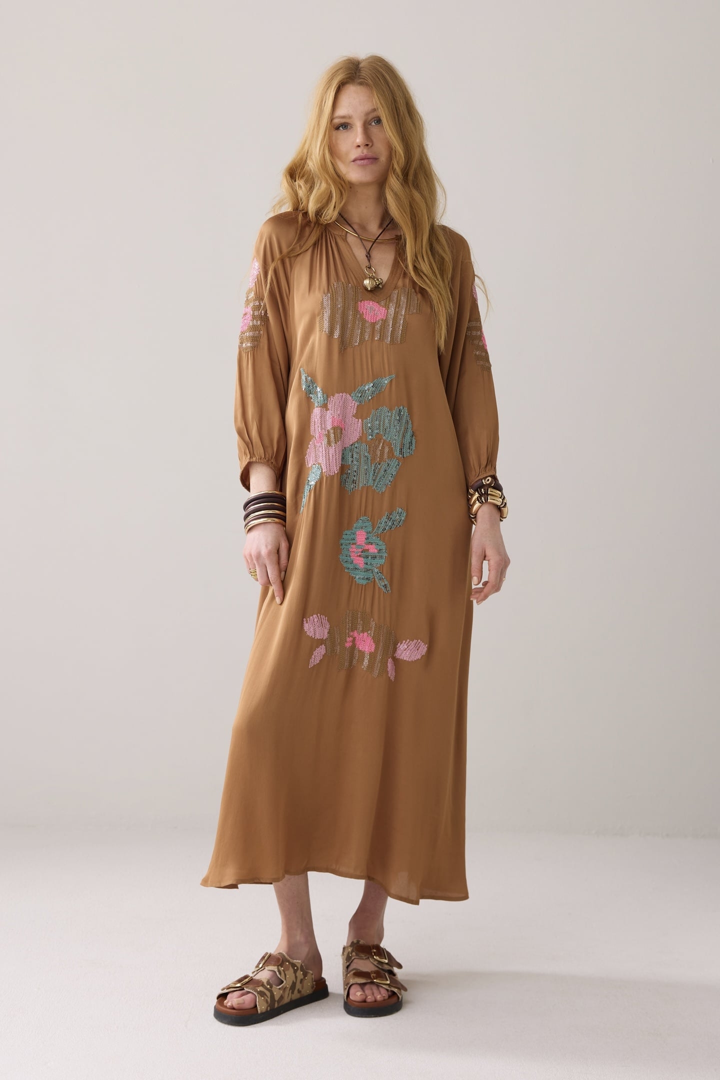 DRESS SOLID SATIN EMBROIDERED PEANUT 1