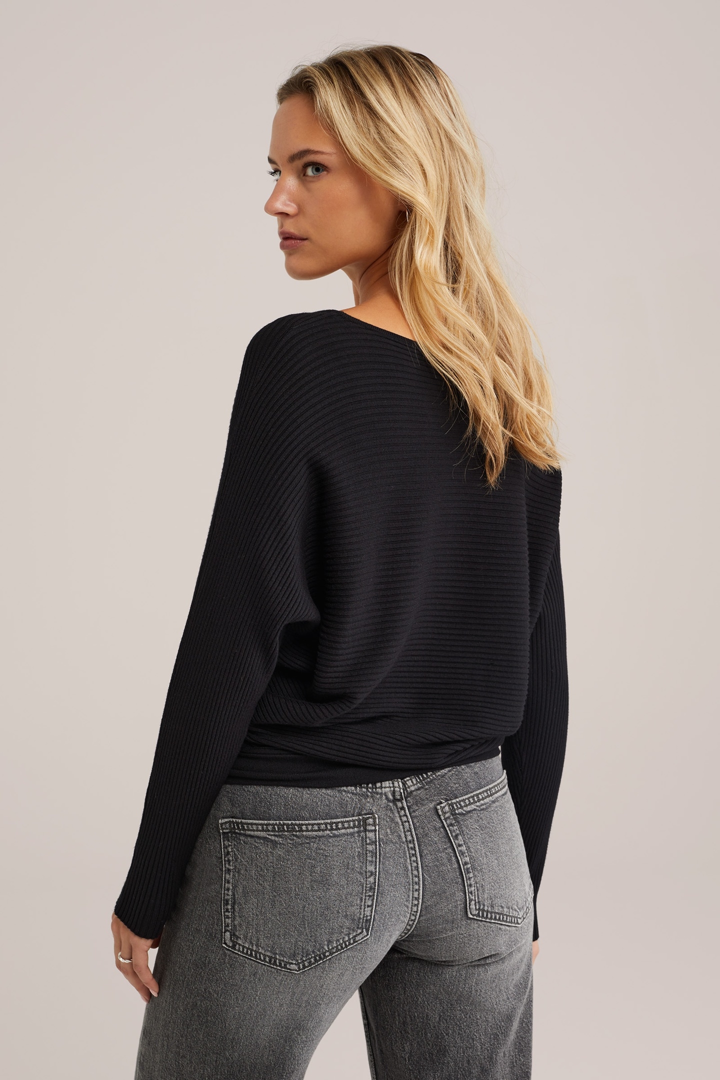 KNITTED PULLOVER BLACK 3
