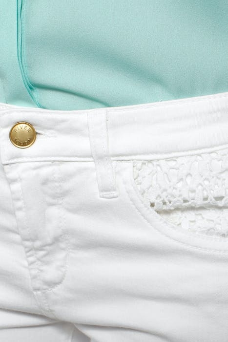 5-PCKT WIDE LEG + LACE DETAILS WHITE 4