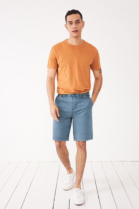 SUTTON CHINO SHORT MID BLUE 2