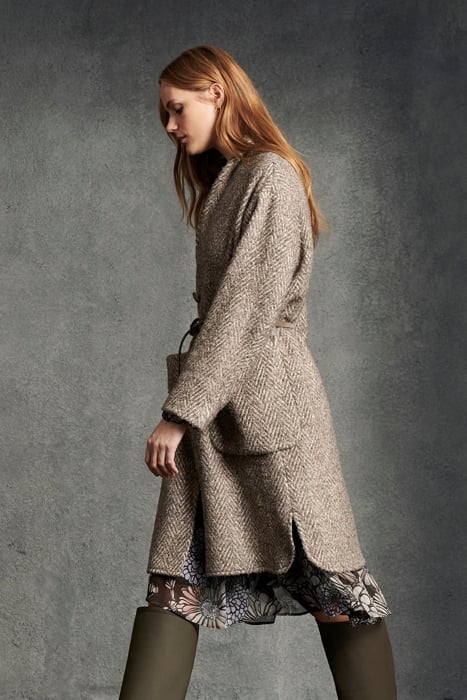 COAT WITH HERRINGBONE DESIGN WARM GREY / GREIGE 3