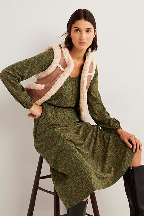 SCOOP NECK JERSEY MIDI DRESS BGR 4