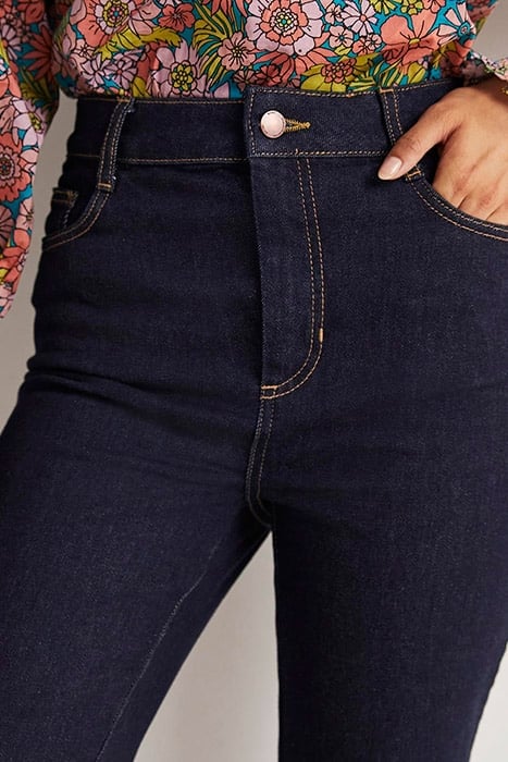 HIGH WAIST SMART FLARE JEANS DDN 4
