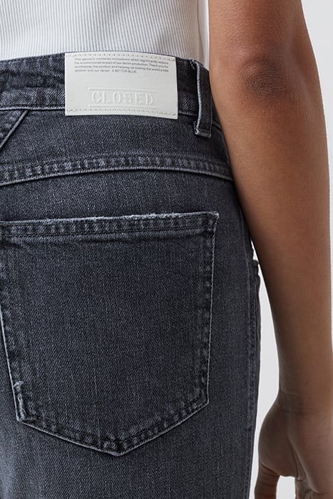 WOMEN PEDAL PUSHER JEANS DARK GREY 7