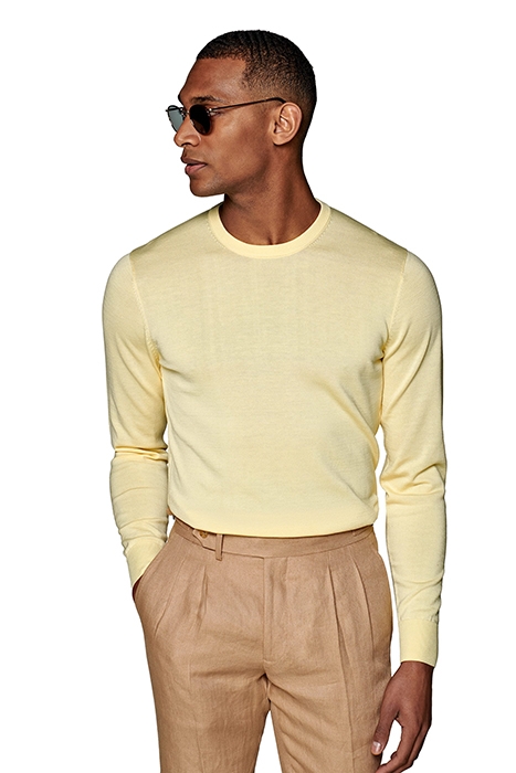 LIGHT YELLOW CREWNECK 1