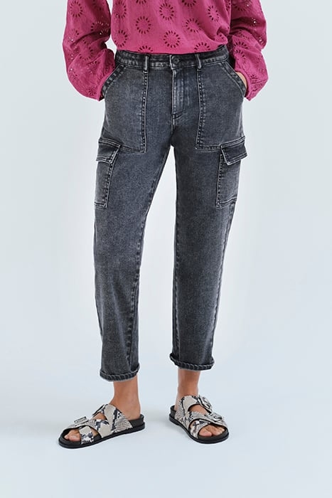 GREY CROPPED COMBAT JEANS WITH FLAP POCKETS 4