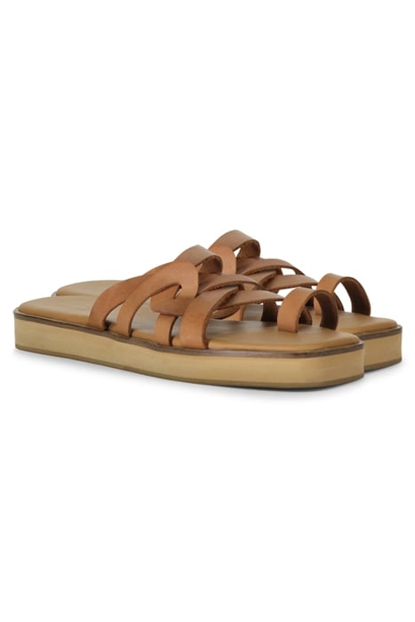 TRIANGLE STRAPS LEATHER SANDAL COGNAC 1
