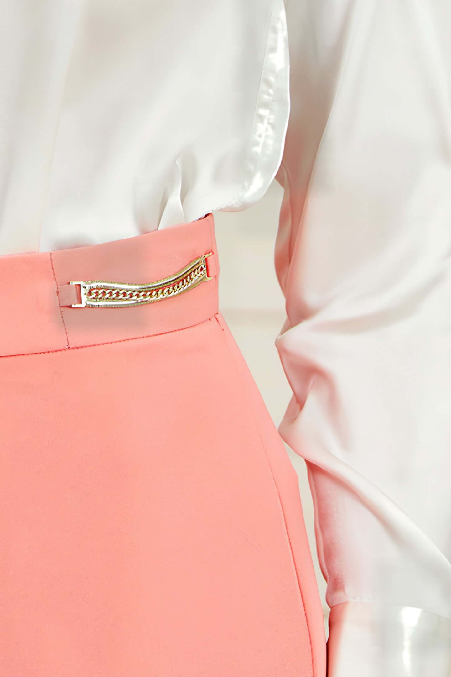 MARCIANO BY GUESS STELLA PANT CORAL PEONIE 6