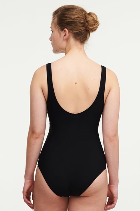 SW 1P WF TSHIRT COVERING MULTICO LEAVES 2