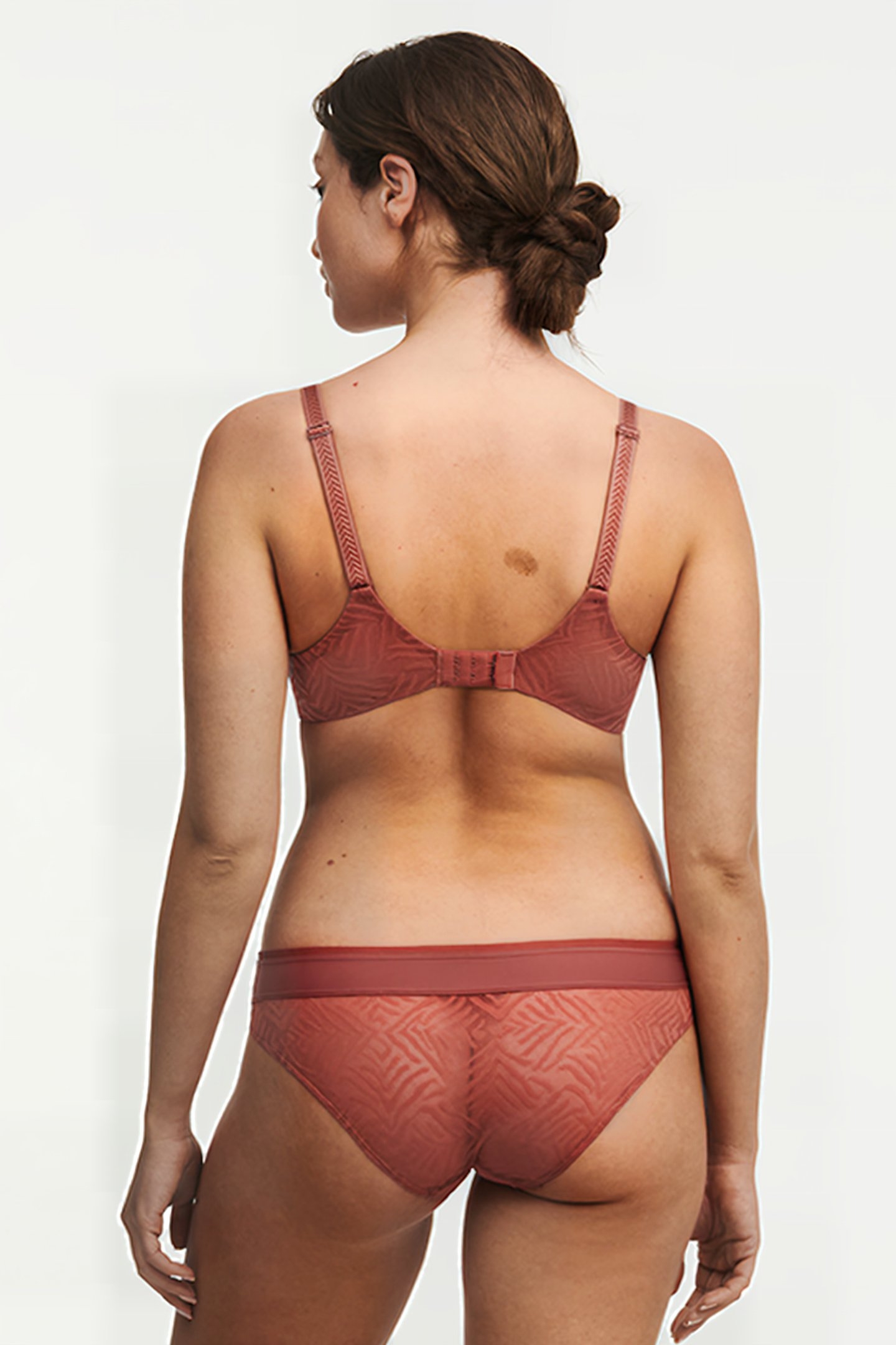 GRAPHIC ALLURE AMBER 5