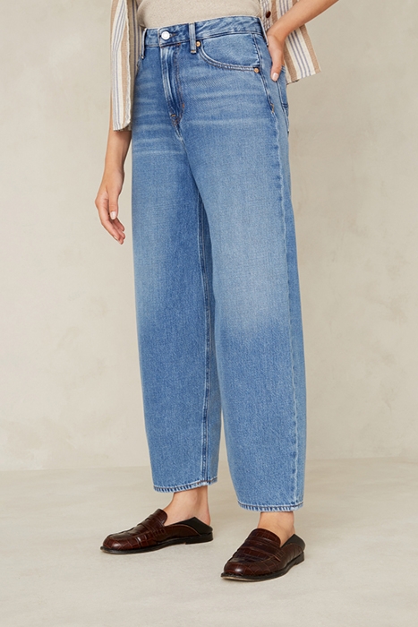 LEILA CROPPED CLEAN MID VINTAGE 3