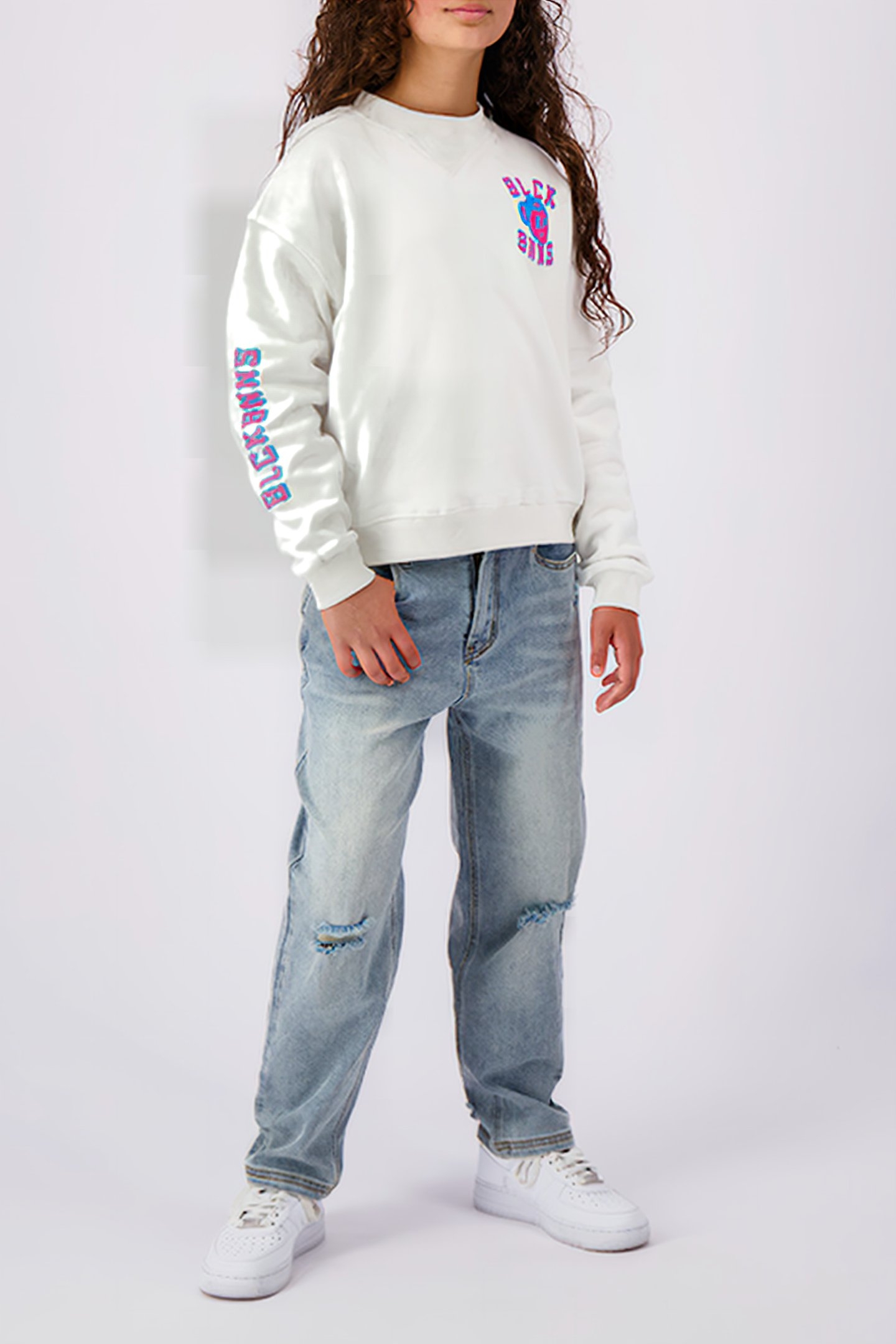 JR. VIBES SWEATER OFF WHITE 2