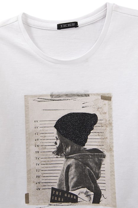 GIRLS’ OFF-WHITE COTTON T-SHIRT WITH GIRL IN BEANIE IMAGE 3