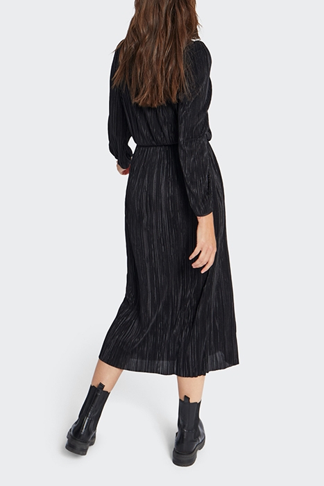 BLACK MICRO-PLEAT LONG DRESS 2