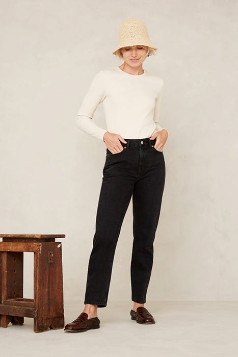 CAROLINE CROPPED HOLO BLACK USED 1