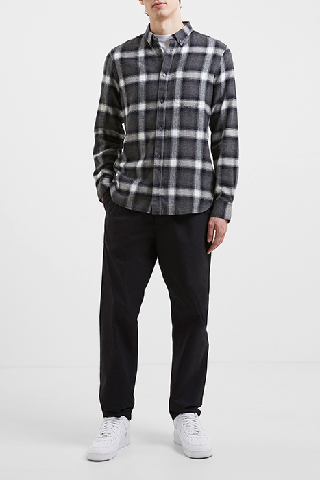 CHECKED FLANNEL BLACK 2