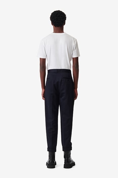 TOBIE TAILORED PANT IN NAVY 2