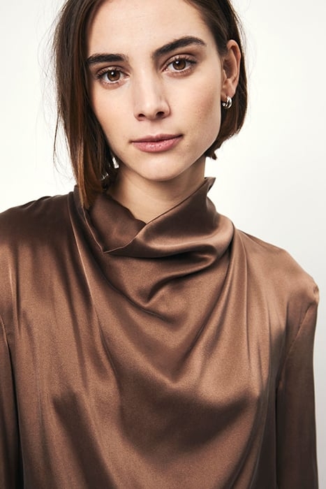 IPSUM SILK DRAPEY TOP PURE TAUPE 5