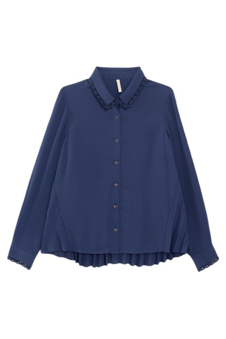 INDIGO FLOWING SHIRT WITH PLEATED BACK 4