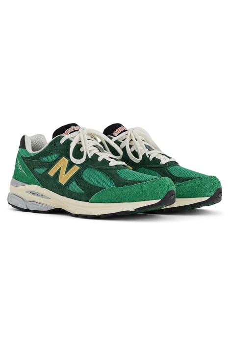 M990GG3 SNEAKERS IN GREEN 2