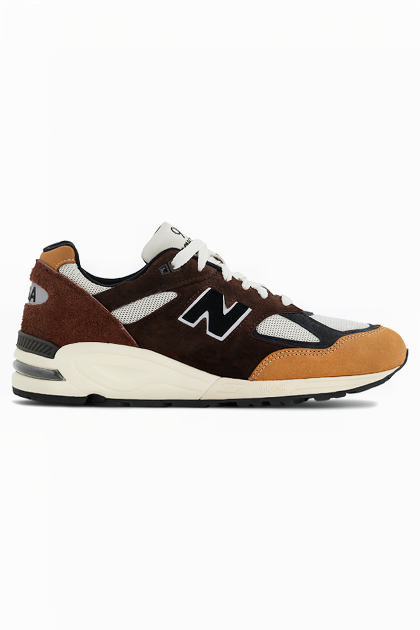 M990BB2 SNEAKERS IN BROWN 1