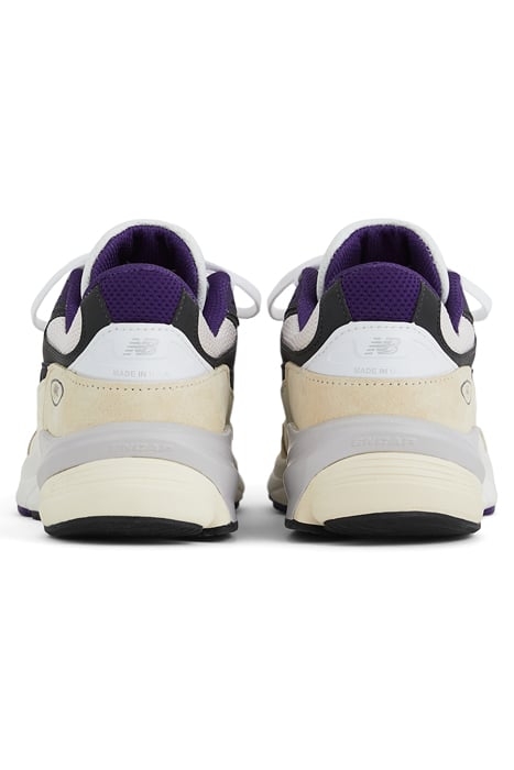 U990WB6 SNEAKERS IN WHITE 4