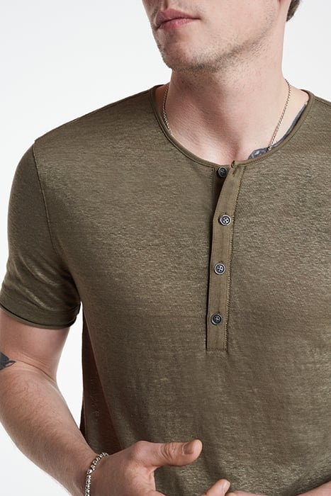 BLEECKER REGULAR FIT SS DARK MOSS 3