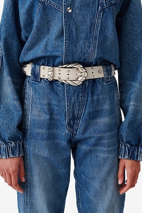 EMBELLA STUDS WHITE STUDS 2