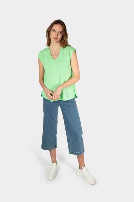 T-SHIRT CAP SLEEVES SPRING BOUQUET 3