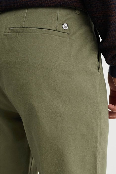 CHINO OLIVE GREEN 6