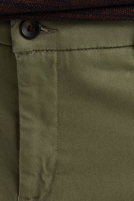 CHINO OLIVE GREEN 7