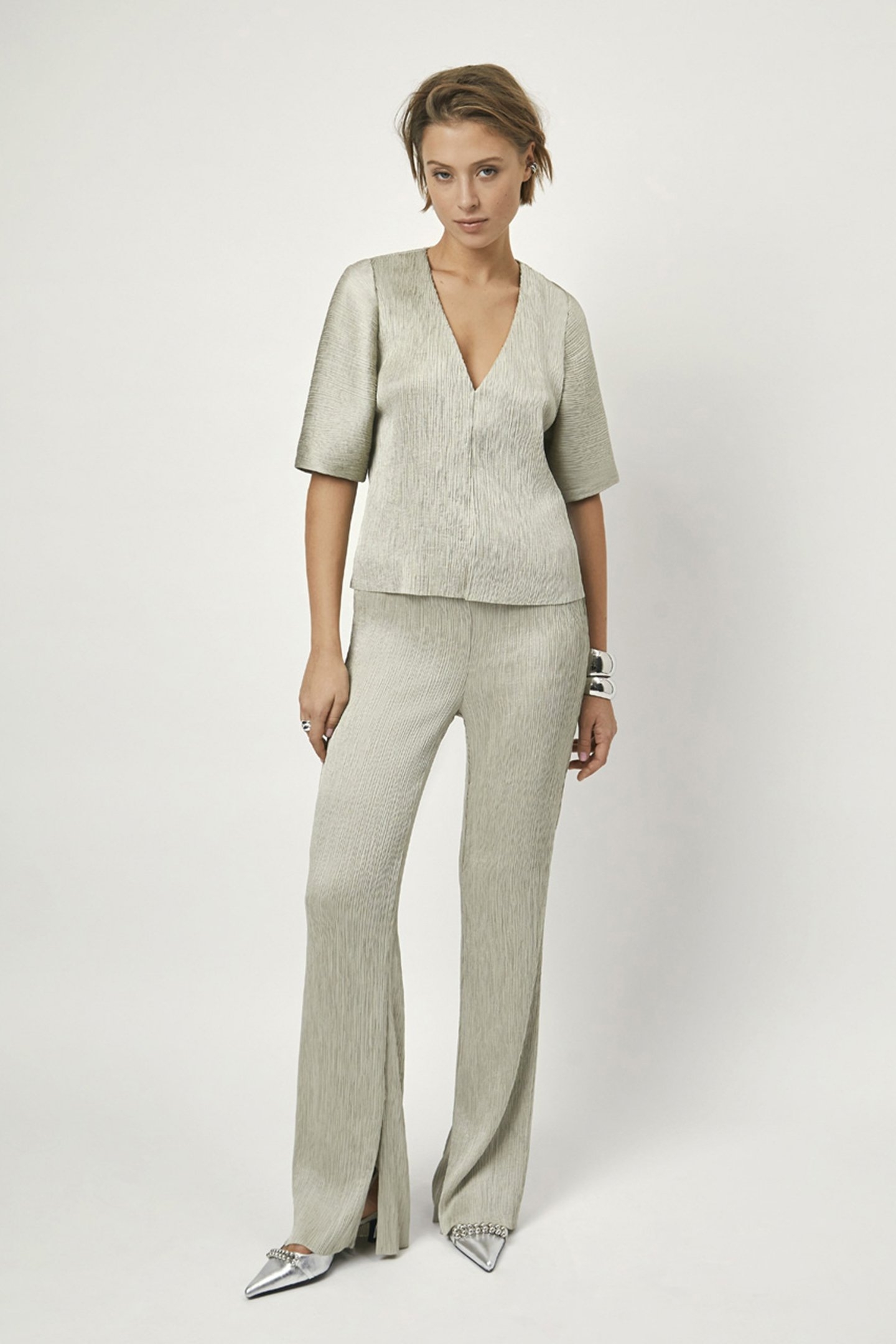 RAQUEL PLEATED TOP MATCHA 2