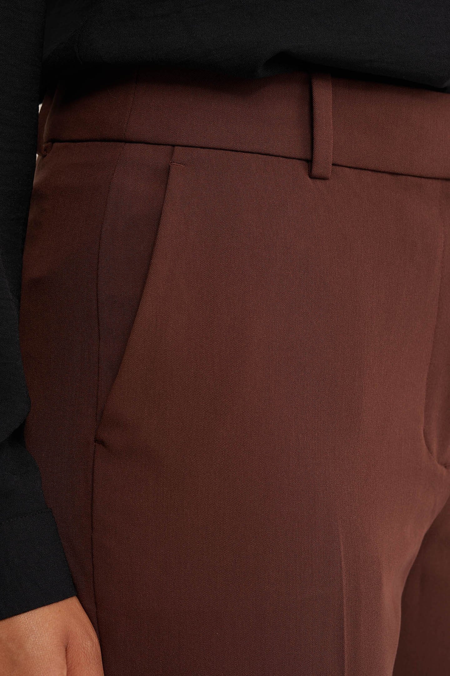 TROUSER DARK BROWN 5