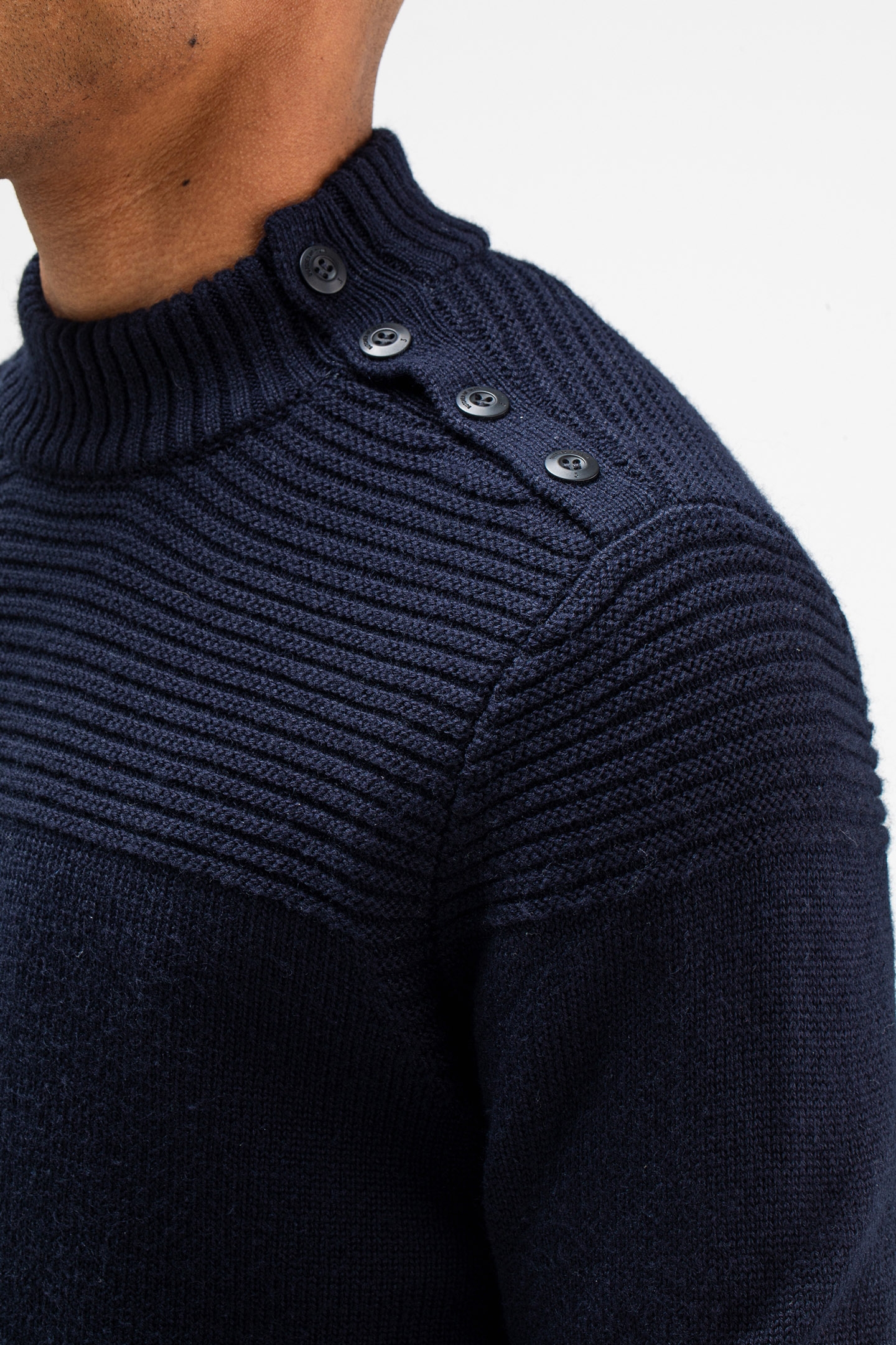 MORRIS MOCK BTN ALASKA BLUE 5