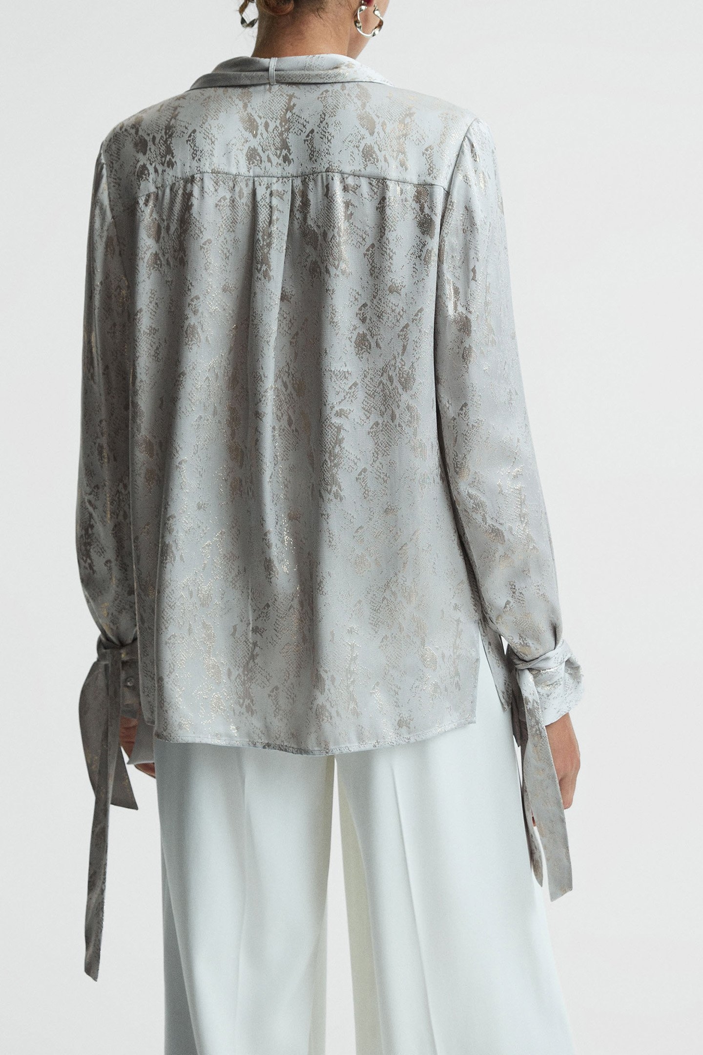 METALLIC BLOUSE SILVER 2