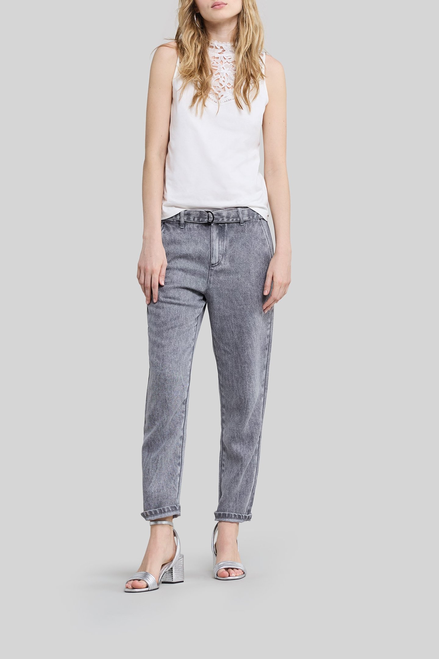 WHITE TANK TOP WITH GUIPURE NECKLINE 3