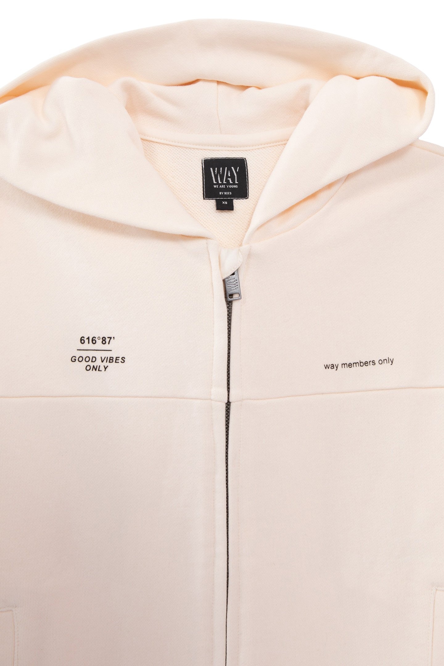 BOYS’ ECRU CARDIGAN WITH PRINT SLOGAN ON BACK 4