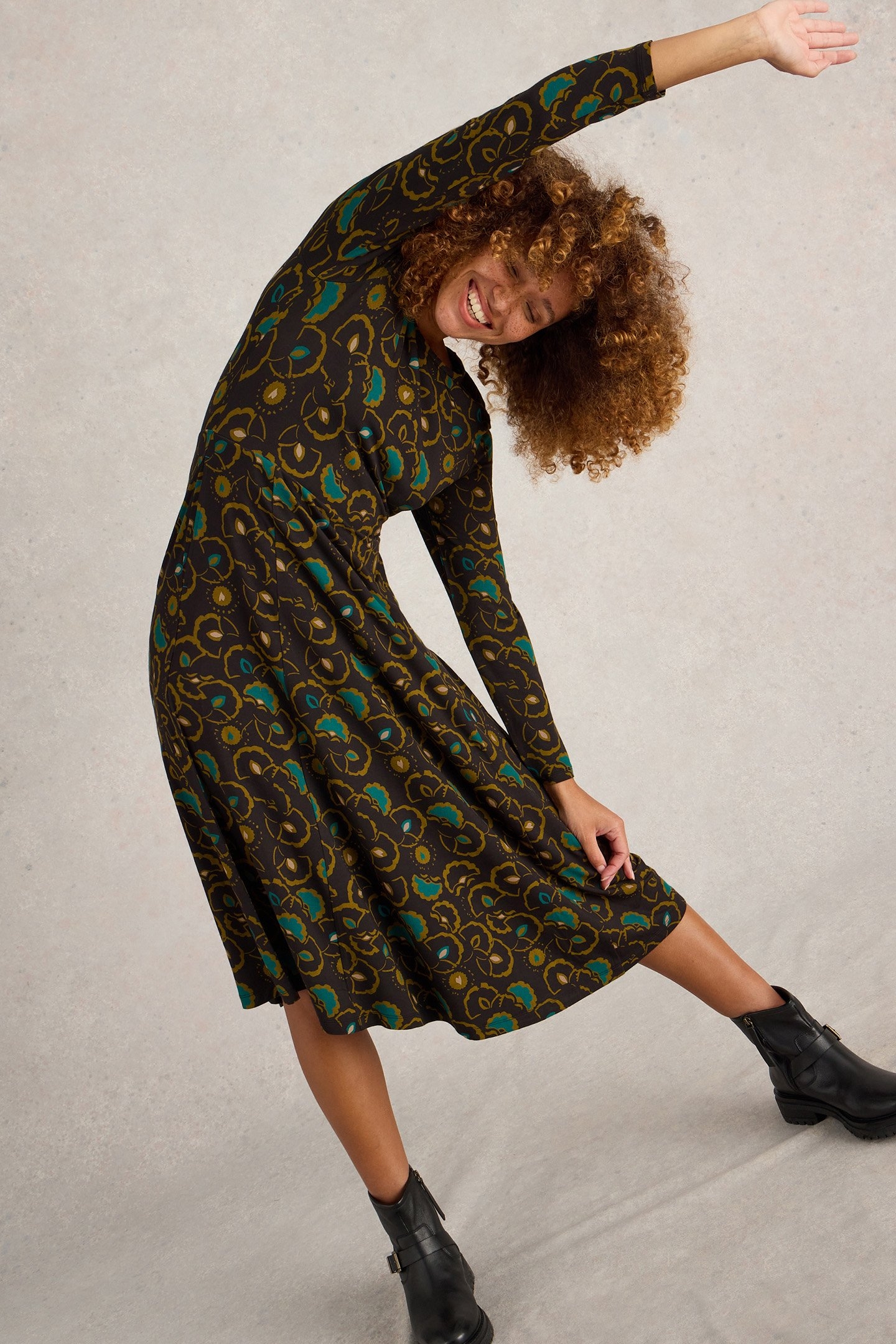 MADELINE JERSEY DRESS BLACK MULTI 4