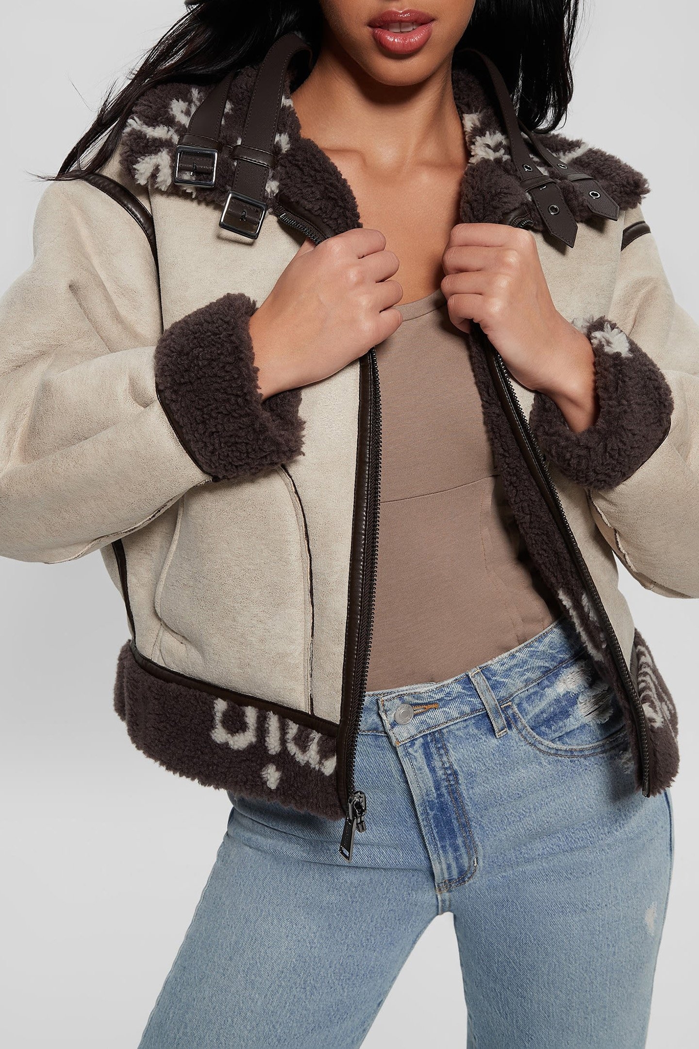 RAQUEL REVERSIBLE LO BROWN AND CREAM LOGO 8