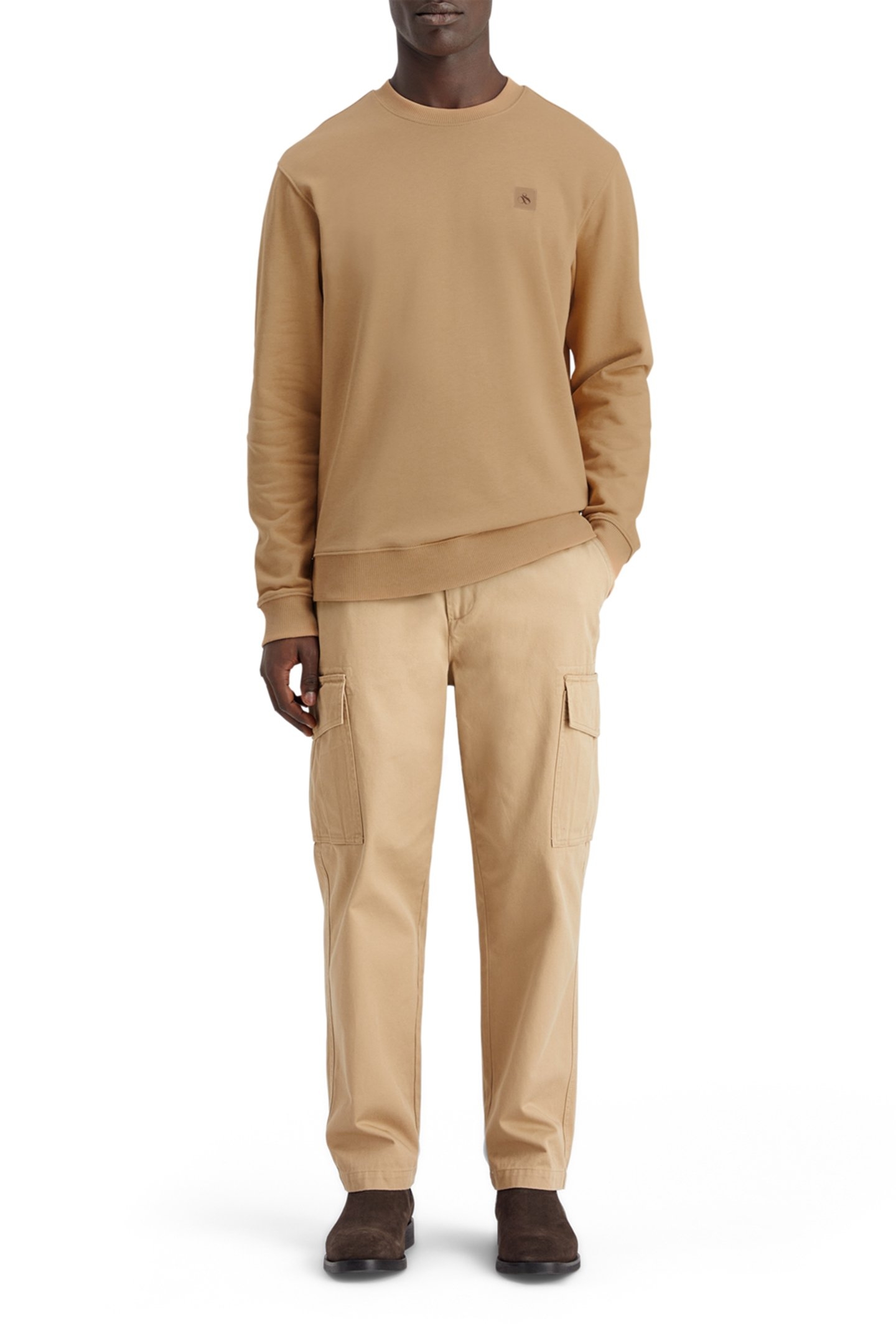 ESSENTIAL BADGE CREW SWEAT DESERT SAND 3